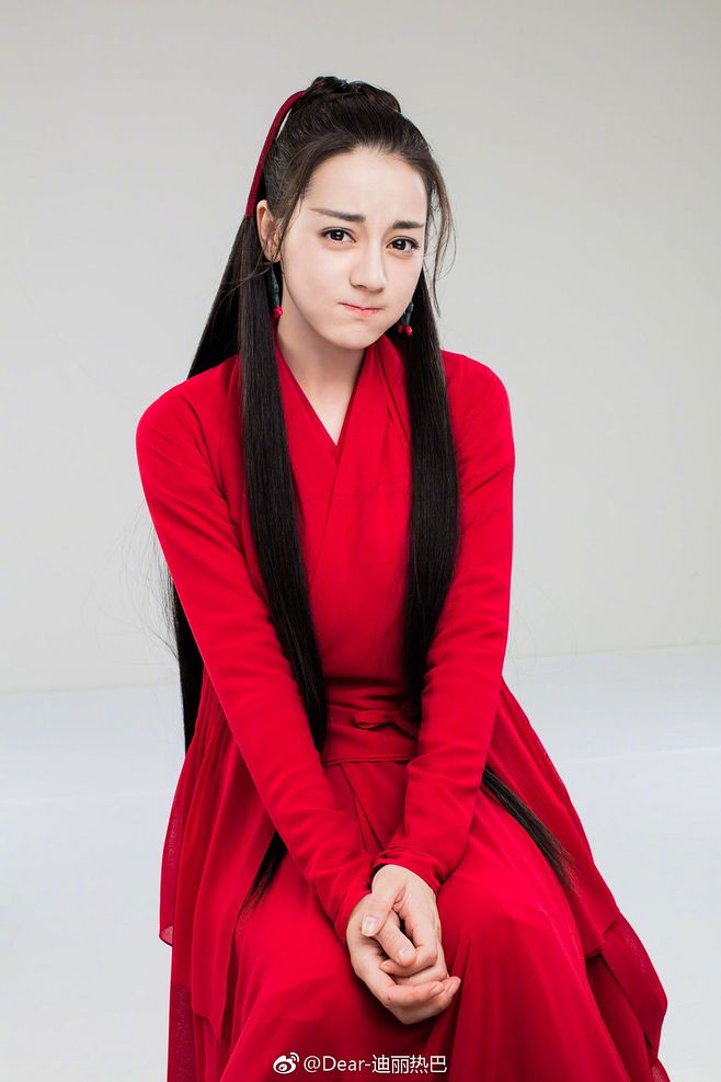 迪丽热巴02.jpg