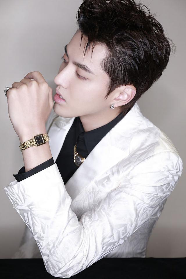吴亦凡01.jpg